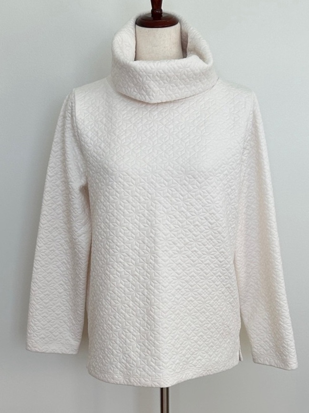 Women's Cream Quilted Turtleneck Sweater